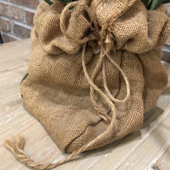 “Grow Please” Burlap Sack - Picture 5 of 9